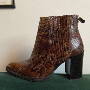 Brown Western snakeskin leather boots